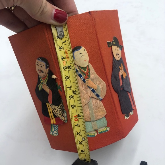 Vintage Oriental Woven Vase - Picture 7 of 8